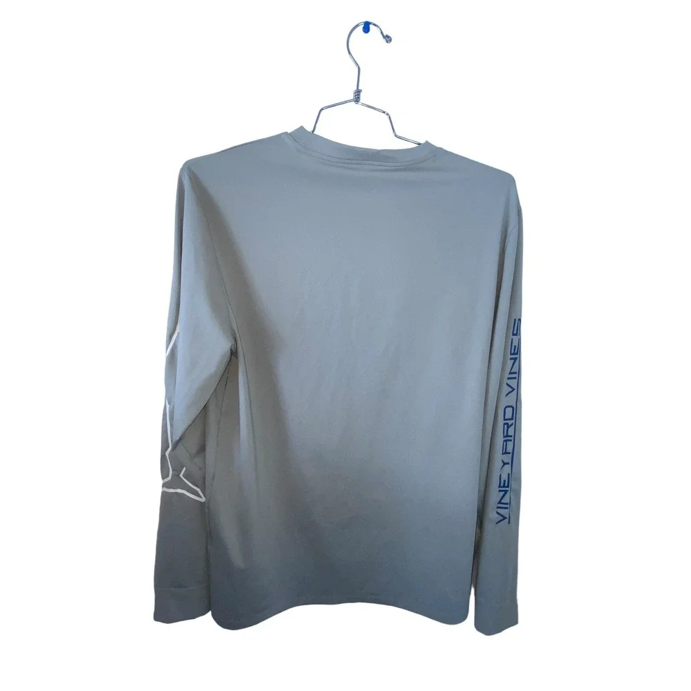 Vineyard Vines Performance Mens Medium Gray White Spell Out Logo Pullover Fish